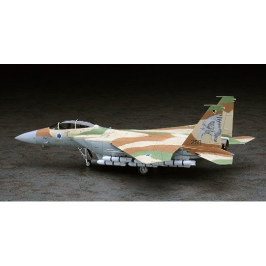Plastic plane model 1/72F-15i Israeli AF Plastic plane model 1/72F-15i Israeli AF | Scientific-MHD