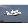 Plastic plane model Space Shuttle & Boeing 1/200 | Scientific-MHD