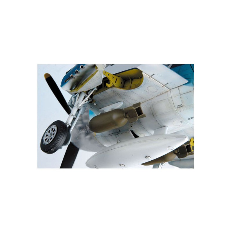 F6F-3N plastic plane model "Hellcat" | Scientific-MHD