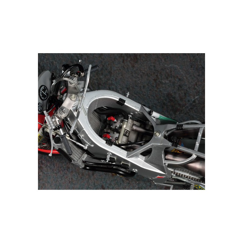 Yamaha yzr500 1988 1/12 plastic motorcycle model | Scientific-MHD