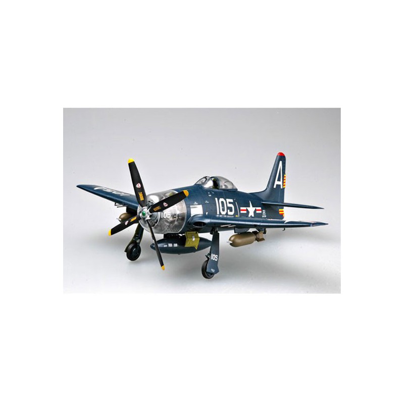 F8F-2 BEARCAT plastic plane model | Scientific-MHD