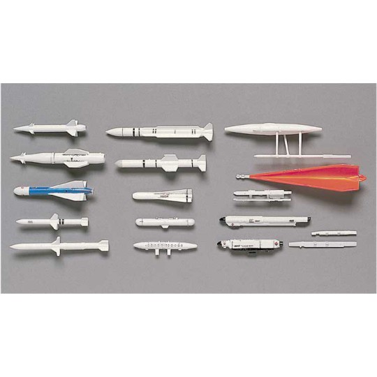 Plastic plane model x72-4 US air Floor 1/72 missiles | Scientific-MHD