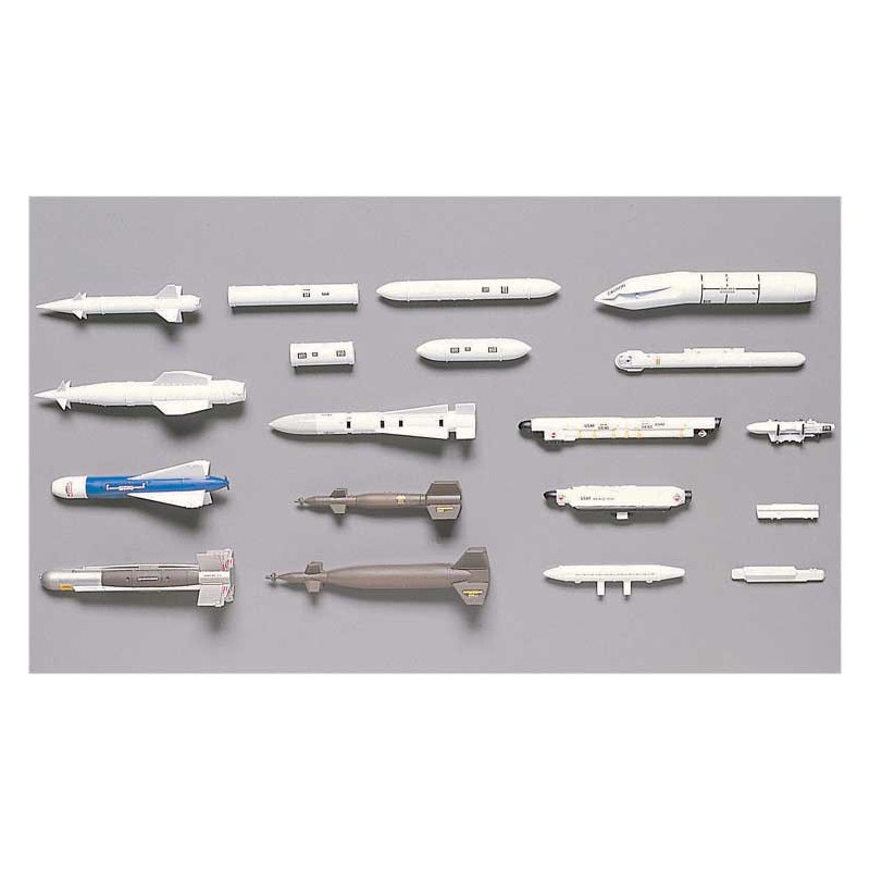 Plastic plane model x48-2 US bombs 1/48 | Scientific-MHD