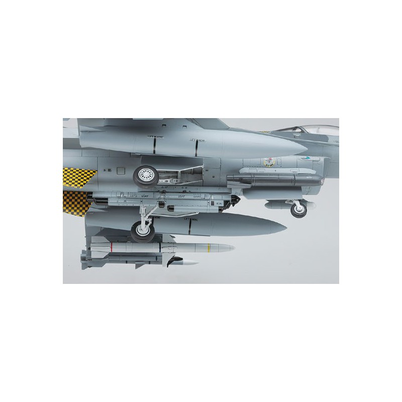 X48-17 plastic plane model U.S. Aircraft WeApons e | Scientific-MHD