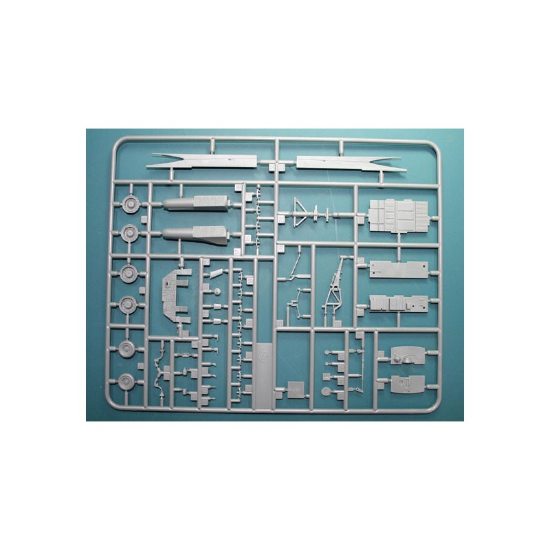 F-111C plastic plane model Australian AF 1/48 | Scientific-MHD