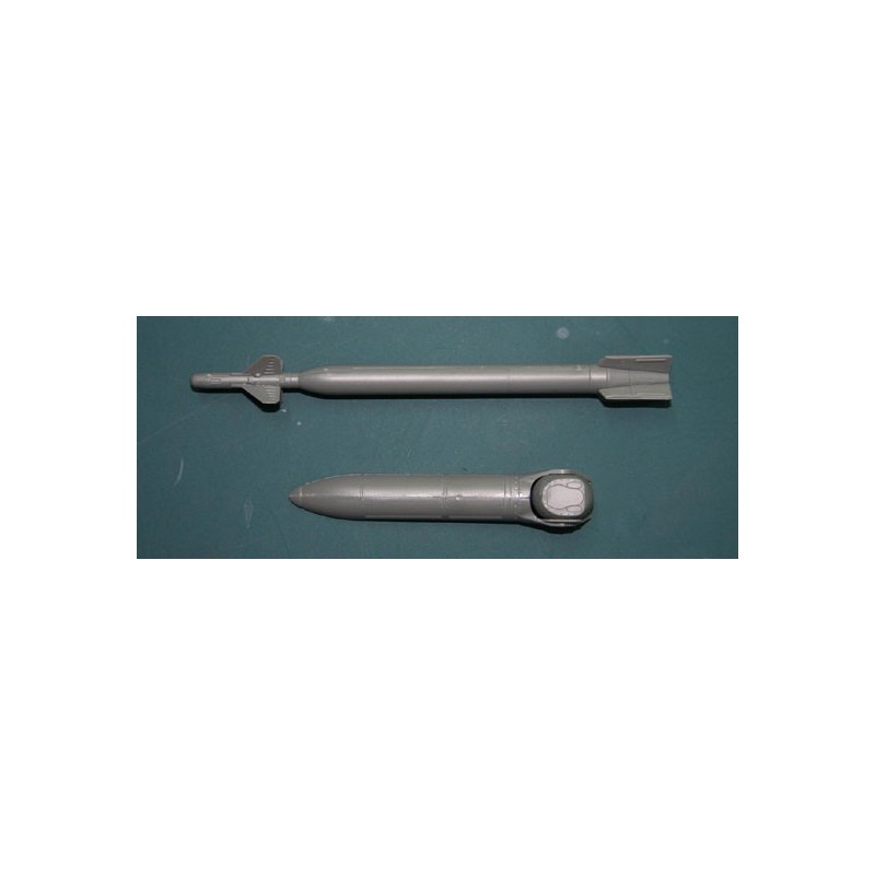 F-111C plastic plane model Australian AF 1/48 | Scientific-MHD