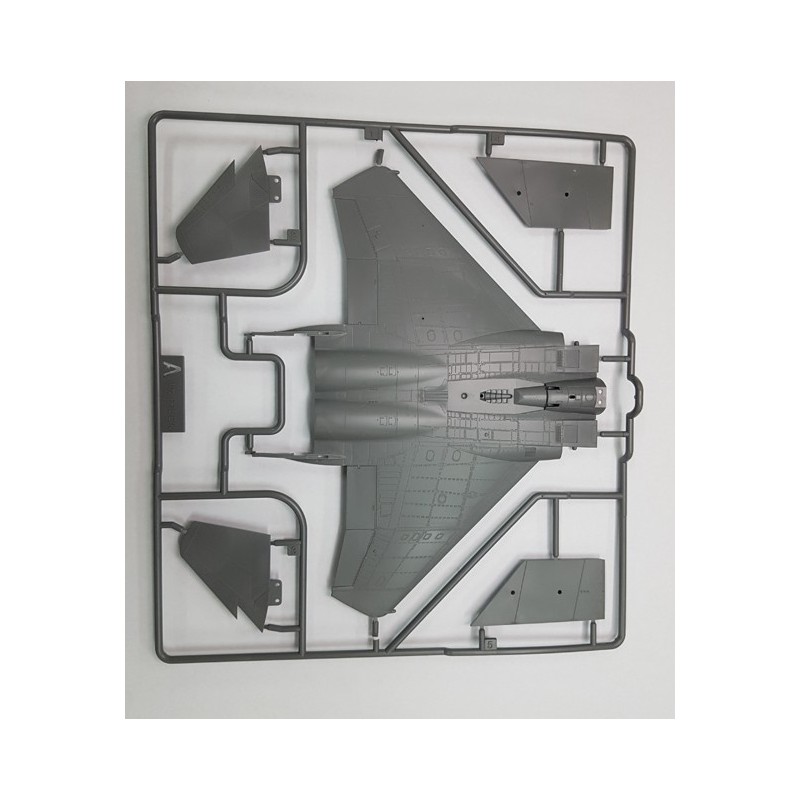 USAF F-15E 33TH 1/72 plastic plane model | Scientific-MHD