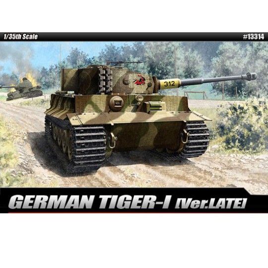 Tiger I late 1/35 plastic tag model Tiger I late 1/35 plastic tag model | Scientific-MHD