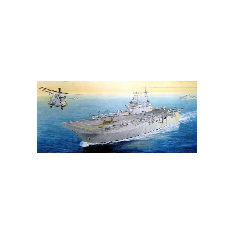 Plastic boat model Porte A. USS Wasp LHD-1 1/700 | Scientific-MHD