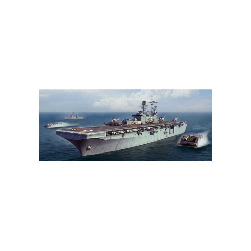 USS Batan LHD-5 1/700 plastic boat model | Scientific-MHD