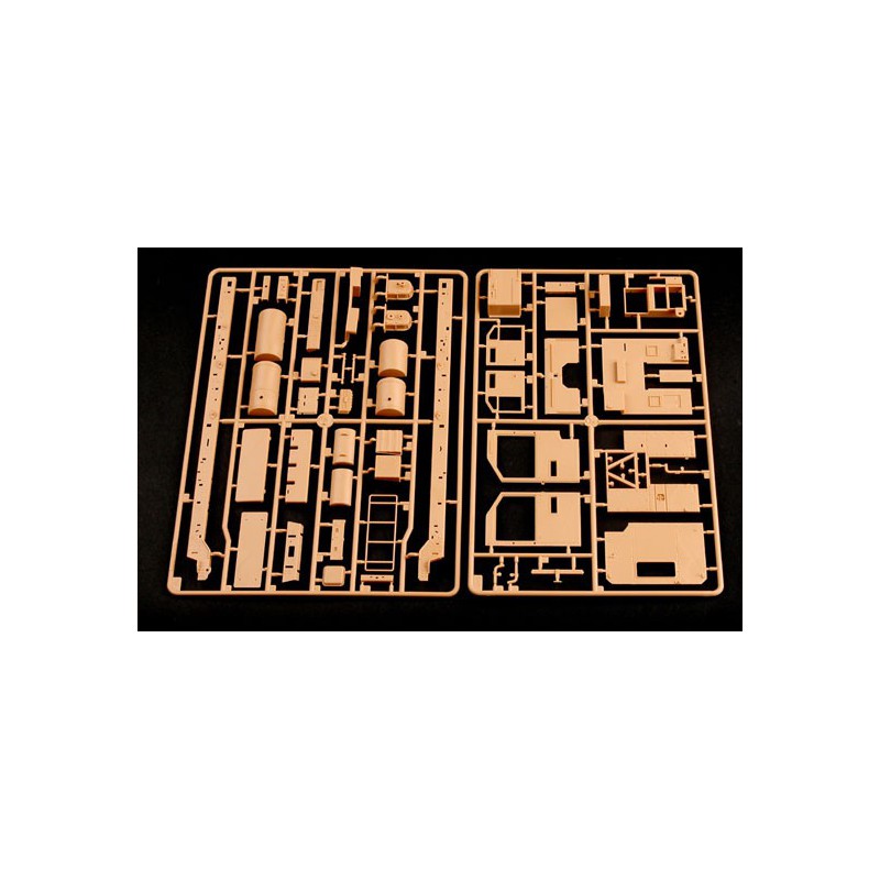 M1070/M1000 HETS 1/35 plastic truck model | Scientific-MHD