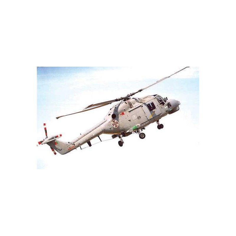 Royal plastic helicopter model Danish lynx mk.90 1/72 | Scientific-MHD