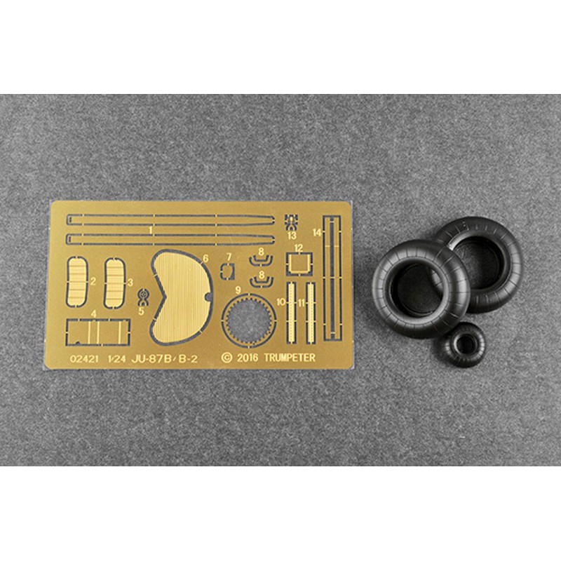 Junkers JU-87B-2/U4 Stuka 1/24 plastic plane model | Scientific-MHD