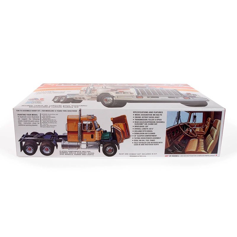 Plastic truck model 1976 GMC General Semi Tractor 1:25 | Scientific-MHD