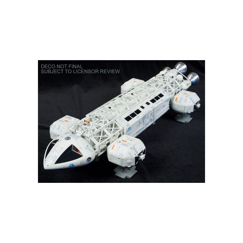 Eagle 2 plastic science fiction model mounted and painted Cosmos 1999 | Scientific-MHD