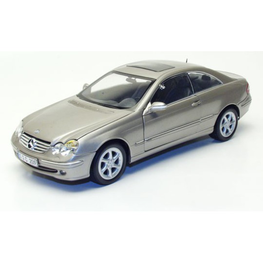 Miniature car Die Cast Au1/18 Mercedes CLK Silver Cut 1/18 Miniature car Die Cast Au1/18 Mercedes CLK Silver Cut 1/18 | Scientific-MHD