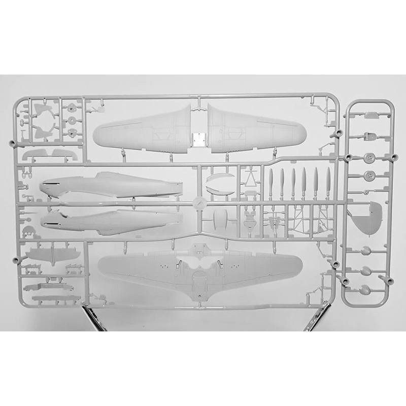 Hurricane MK I Allied Edition 1/72 plastic plastic plane model | Scientific-MHD