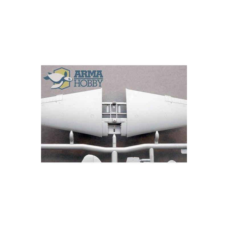 Yakovlev yak-1b Model Kit 1/72 plastic plane model | Scientific-MHD