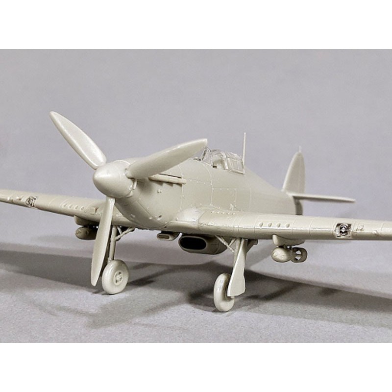 Hurricane MK II B/C plastic plane model Set 1/72 | Scientific-MHD