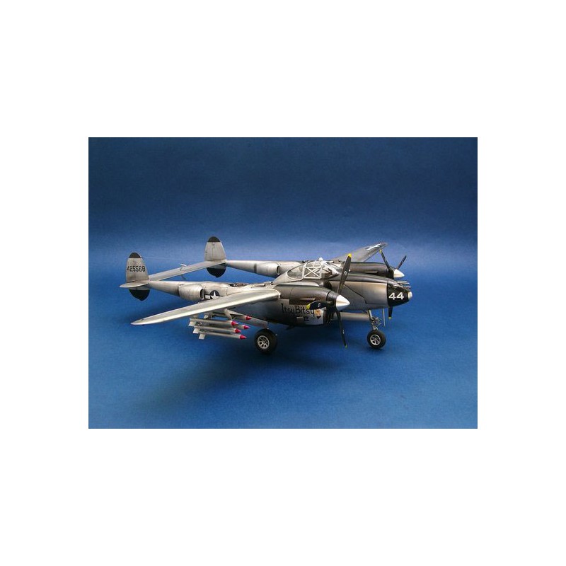 P-38L-5-LO Lightning plastic plane model | Scientific-MHD P-38L-5-LO Lightning plastic plane model | Scientific-MHD