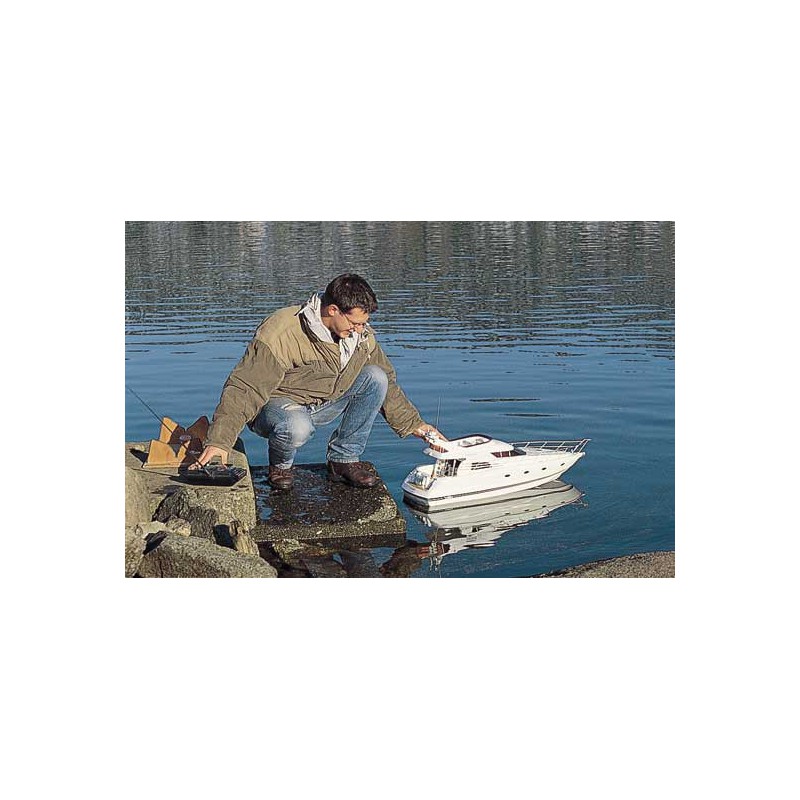 Najade R/C radio -controlled electric boat | Scientific-MHD