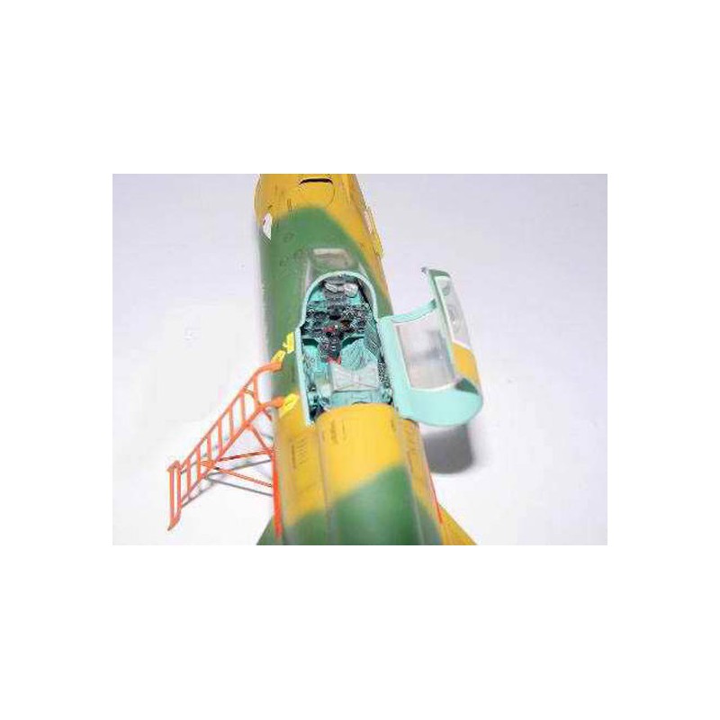 MIG-21 MF FISHBED J plastic plane model | Scientific-MHD