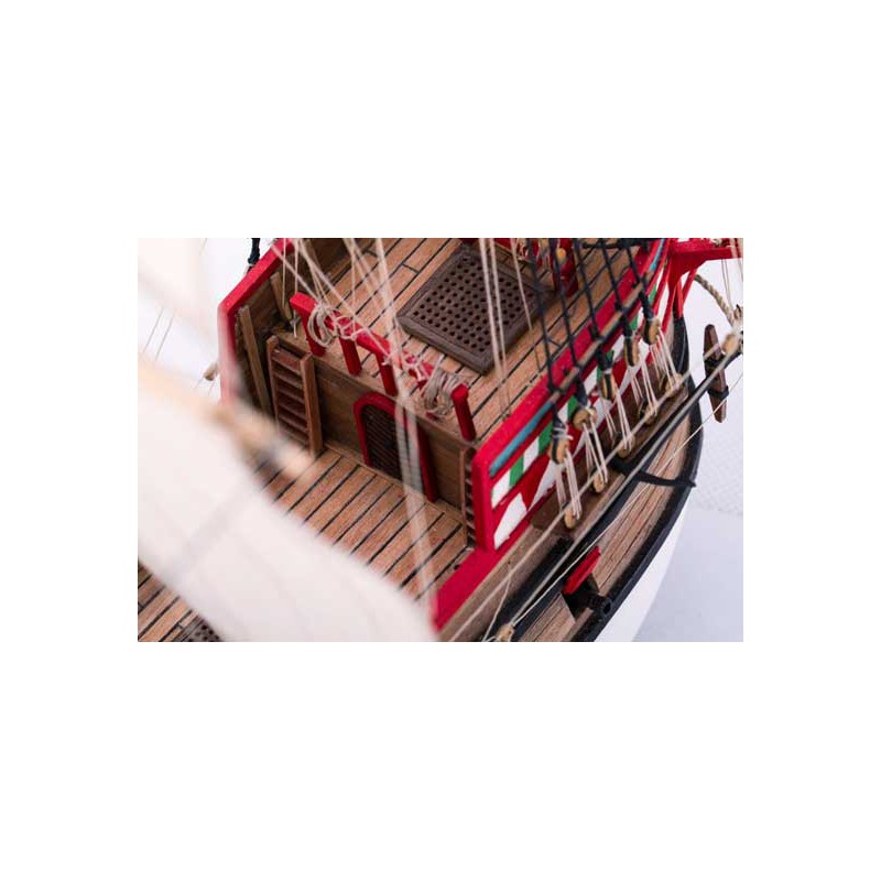 Golden Hind 1/72 static boat | Scientific-MHD