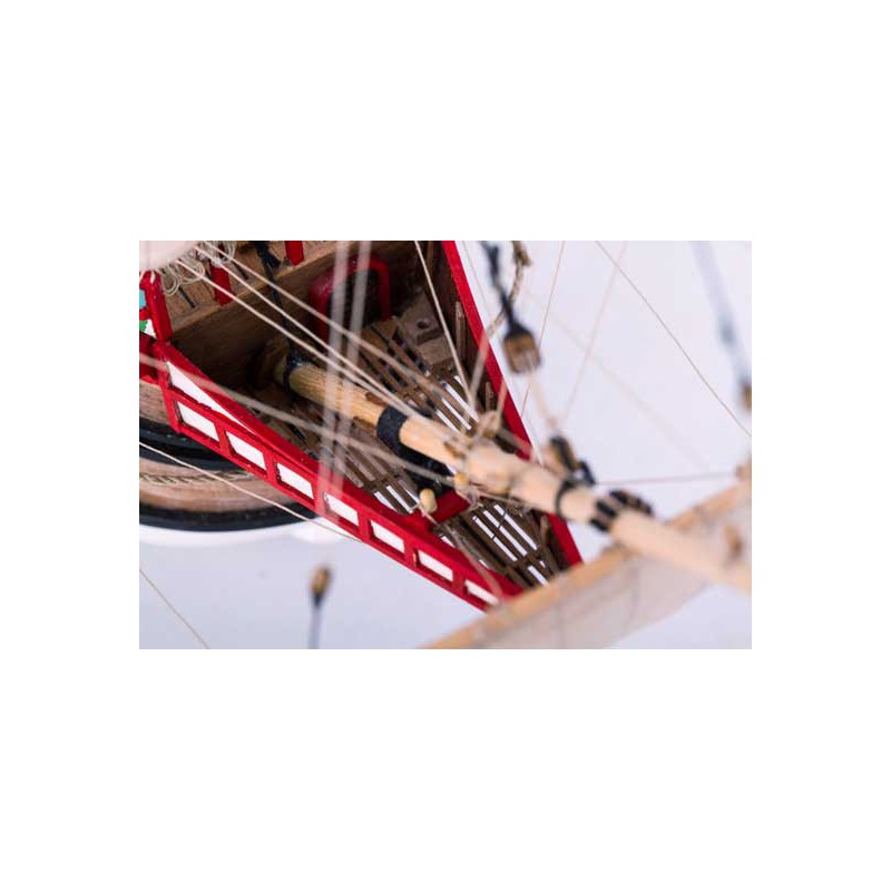 Golden Hind 1/72 static boat | Scientific-MHD