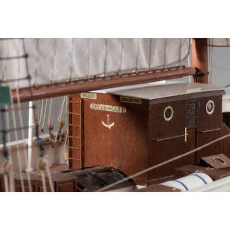Static boat the beautiful hen 1/50 | Scientific-MHD Static boat the beautiful hen 1/50 | Scientific-MHD