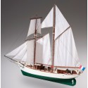 Static boat the beautiful hen 1/50 | Scientific-MHD Static boat the beautiful hen 1/50 | Scientific-MHD