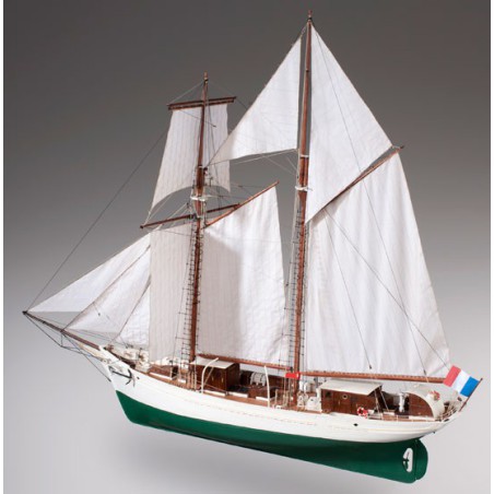 Static boat the beautiful hen 1/50 | Scientific-MHD Static boat the beautiful hen 1/50 | Scientific-MHD