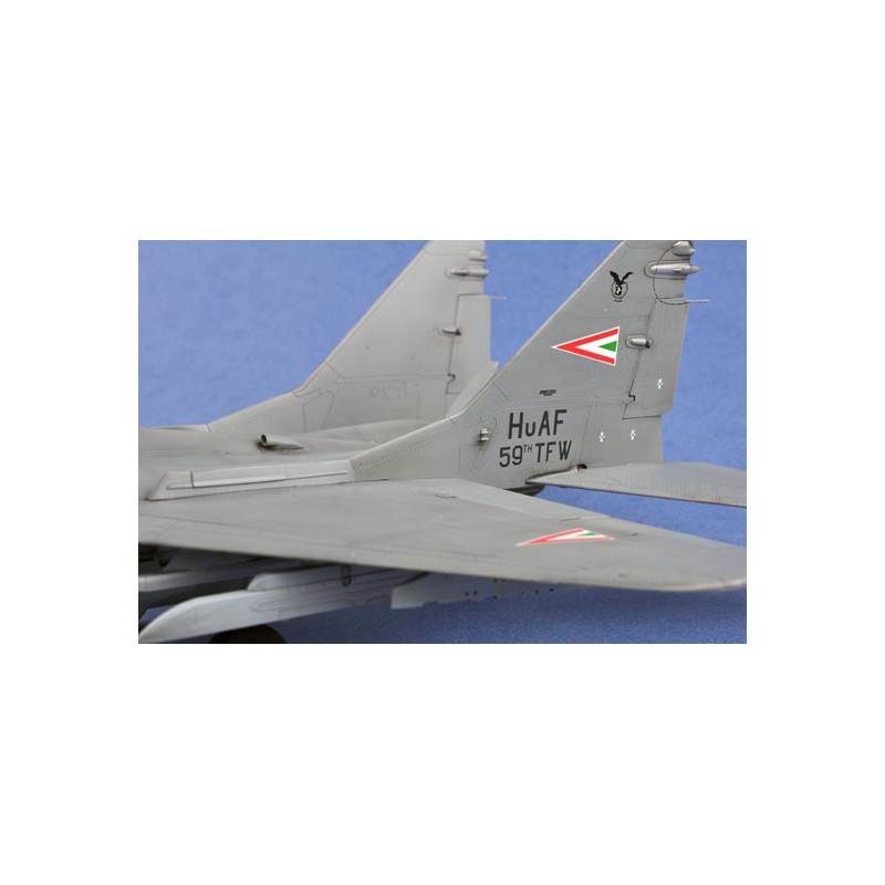 Russian Mig-29a Fulcrum plastic plane model | Scientific-MHD