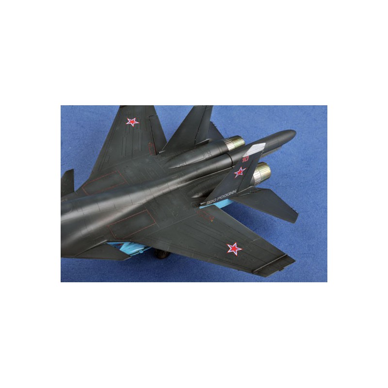 Russian Su-34 FullBack plastic plane model | Scientific-MHD