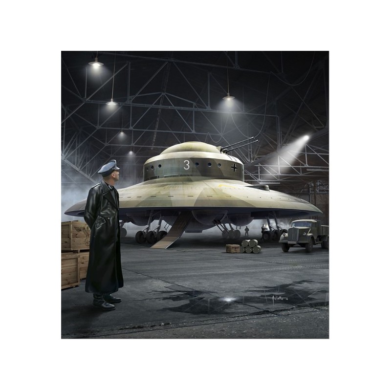 Hanebu II plastic plane model 1/72 | Scientific-MHD