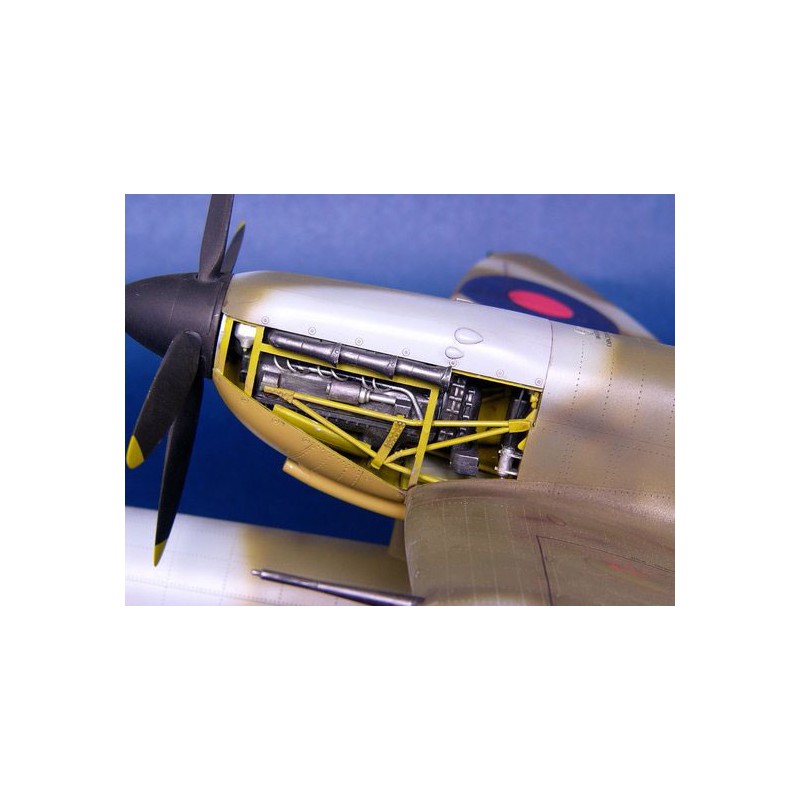 Plastic plastic model supermarine spitfire mk.vb | Scientific-MHD Plastic plastic model supermarine spitfire mk.vb | Scientific-MHD