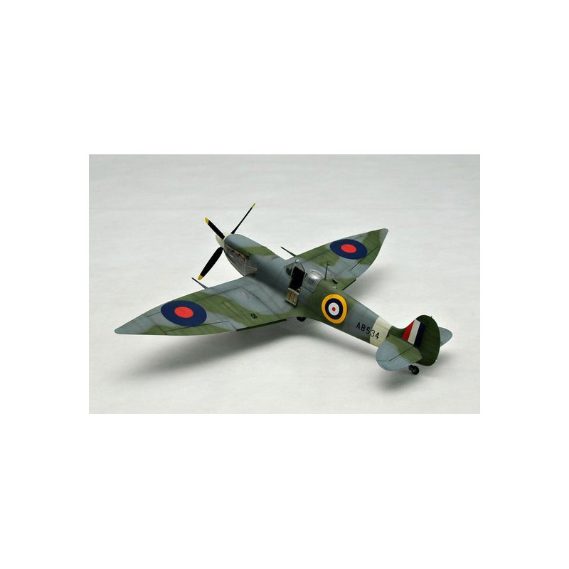 Plastic plastic model spitfire mk.vi | Scientific-MHD