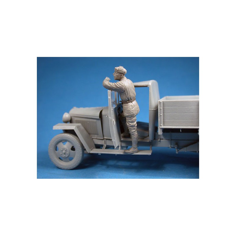Red Army Drivers 1/35 figurine | Scientific-MHD