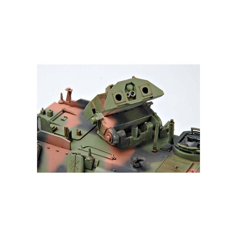 USMC LAV-AT plastic tank model | Scientific-MHD