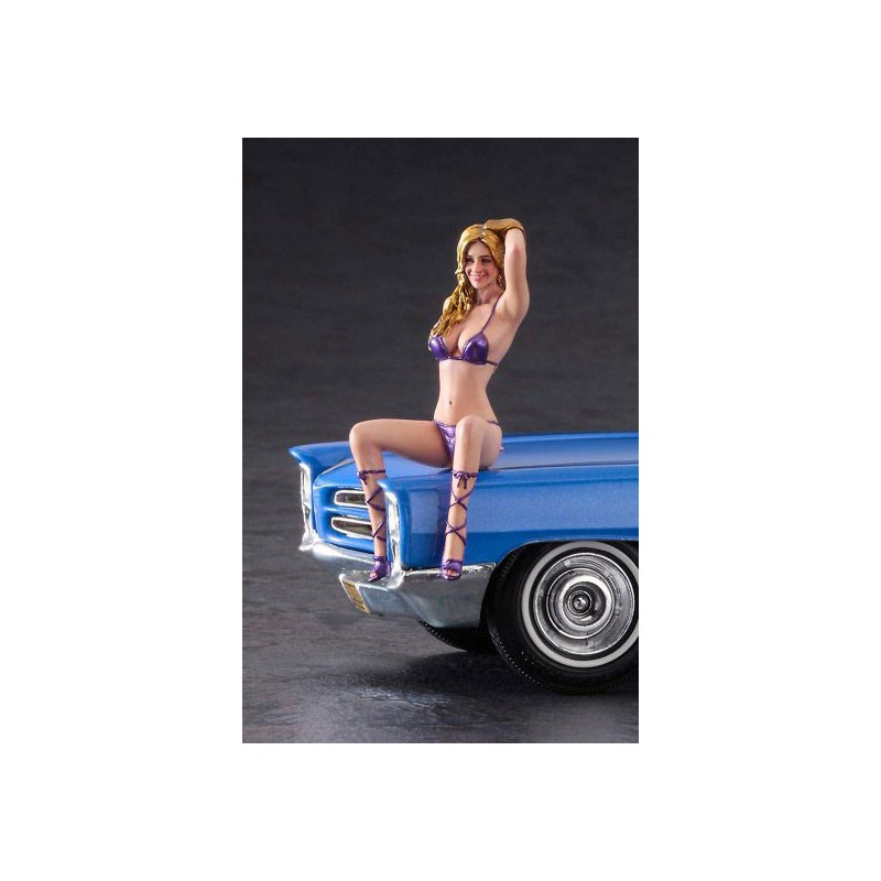 Plastic car model Us Cup+ Blond Girl's 1/24 | Scientific-MHD