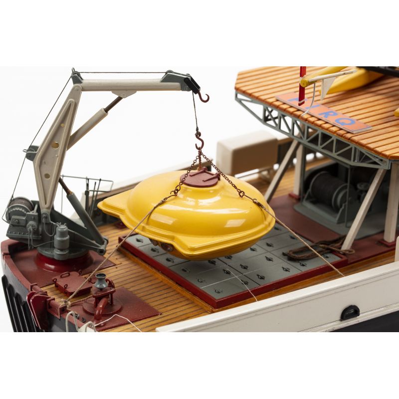 Calypso RC 1/45 2018 radio -controlled electric boat | Scientific-MHD