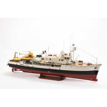 Calypso RC 1/45 2018 radio -controlled electric boat | Scientific-MHD Calypso RC 1/45 2018 radio -controlled electric boat | Scientific-MHD
