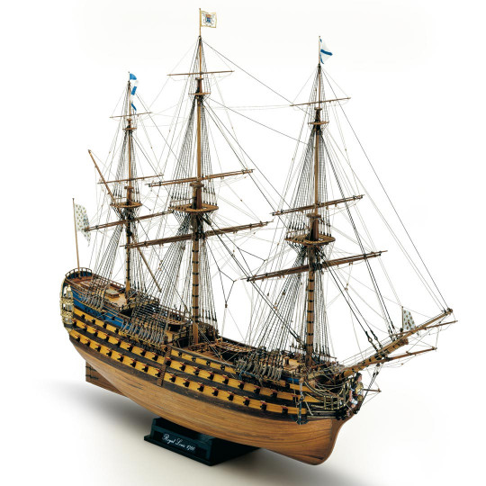Royal static boat Louis 1/90