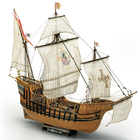 Santa Maria static boat