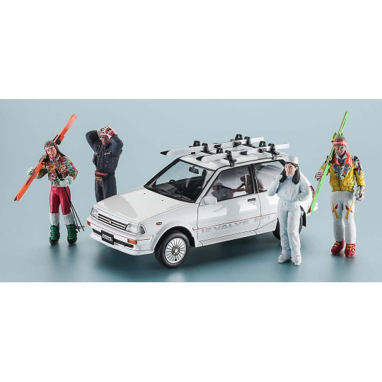 Toyota Starlet EP71 Si Limited (3 doors) Plastic Model Car "Ski Version" 1:24 Toyota Starlet EP71 Si...