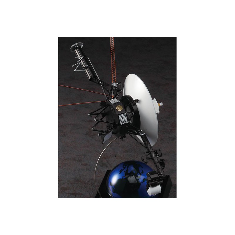 Science fiction model in plastic Space Probe Voyager 1/48 | Scientific-MHD