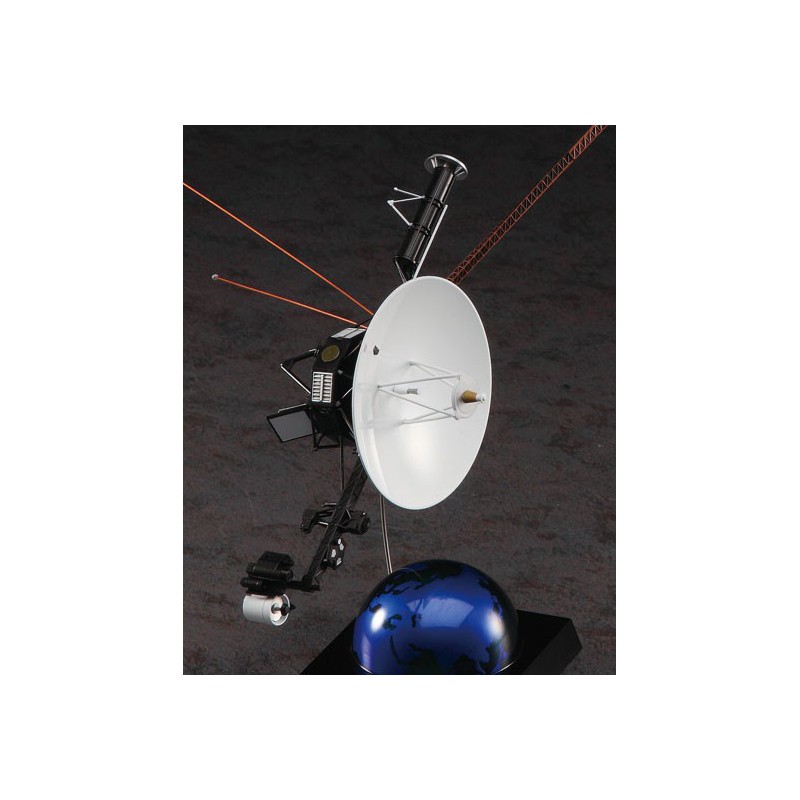 Science fiction model in plastic Space Probe Voyager 1/48 | Scientific-MHD