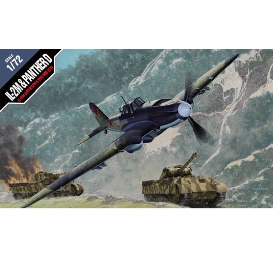 Plastic plane model IL-2M & PANTHER D 1/72 | Scientific-MHD