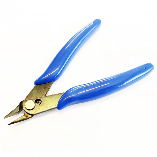 Pliers for plastic models...