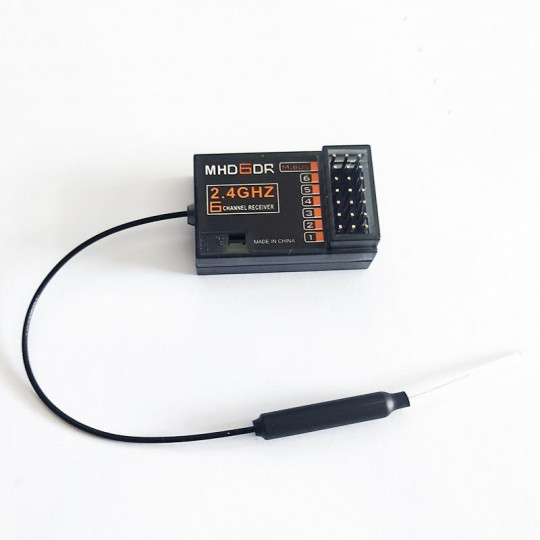 MHD8DS receiving radio...