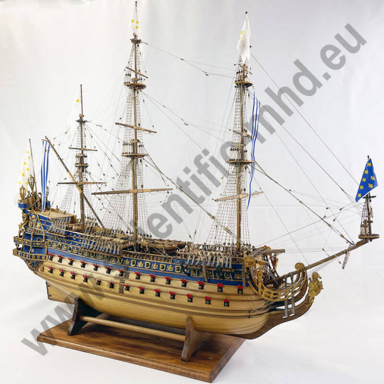 Static boat Le Soleil Royal 1/77 Static boat Le Soleil Royal...